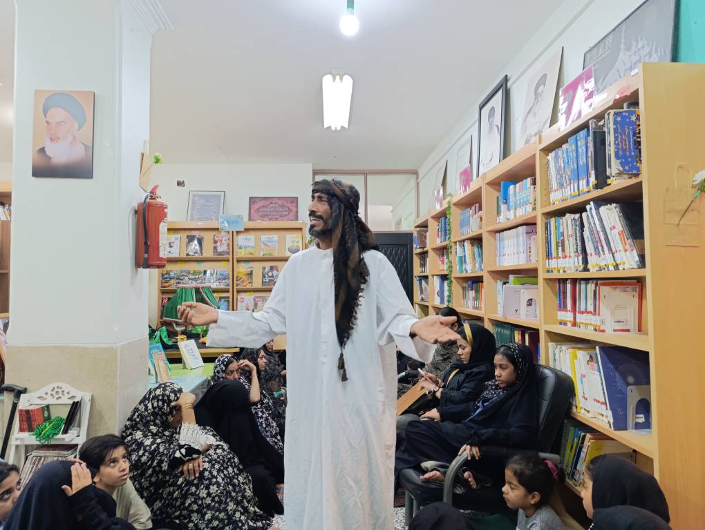 کتابخانه‌ها، خانه‌های داغدار ایران؛ هرمزگان با کتاب و قرآن، رهبر شهید را بدرقه کرد