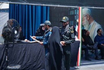 موکب نهاد کتابخانه‌های عمومی کشور در مراسم وداع و بدرقه رهبر شهید