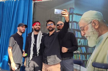 موکب نهاد کتابخانه‌های عمومی کشور در مراسم وداع و بدرقه رهبر شهید