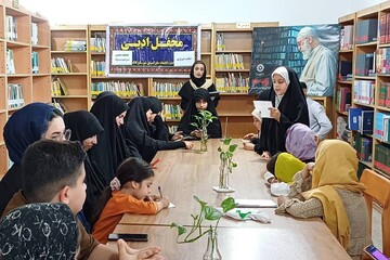 محفل ادبی «صائب نازک‌سخن» در کلاله برگزار شد