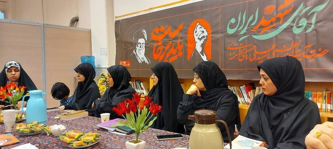 نشست «آقای کتاب‌خوان» با محوریت بازخوانی آثار
