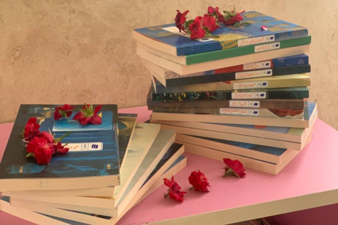 ویژهبرنامه وداع با رهبر شهید برای کودکان و نوجوانان در کتابخانه عمومی پیامبر اعظم (ص) نگینشهر آزادشهر