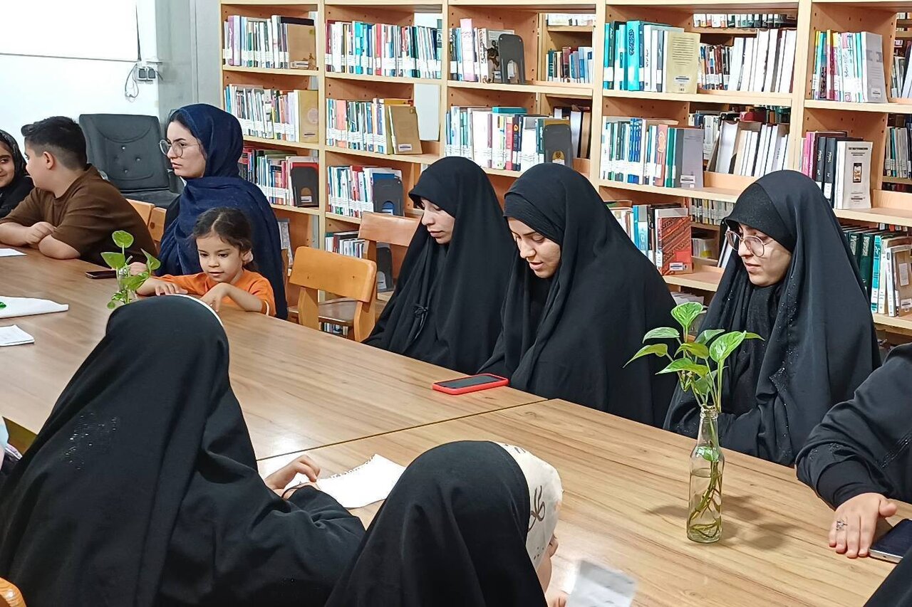 محفل ادبی «صائب نازک‌سخن» در کلاله برگزار شد