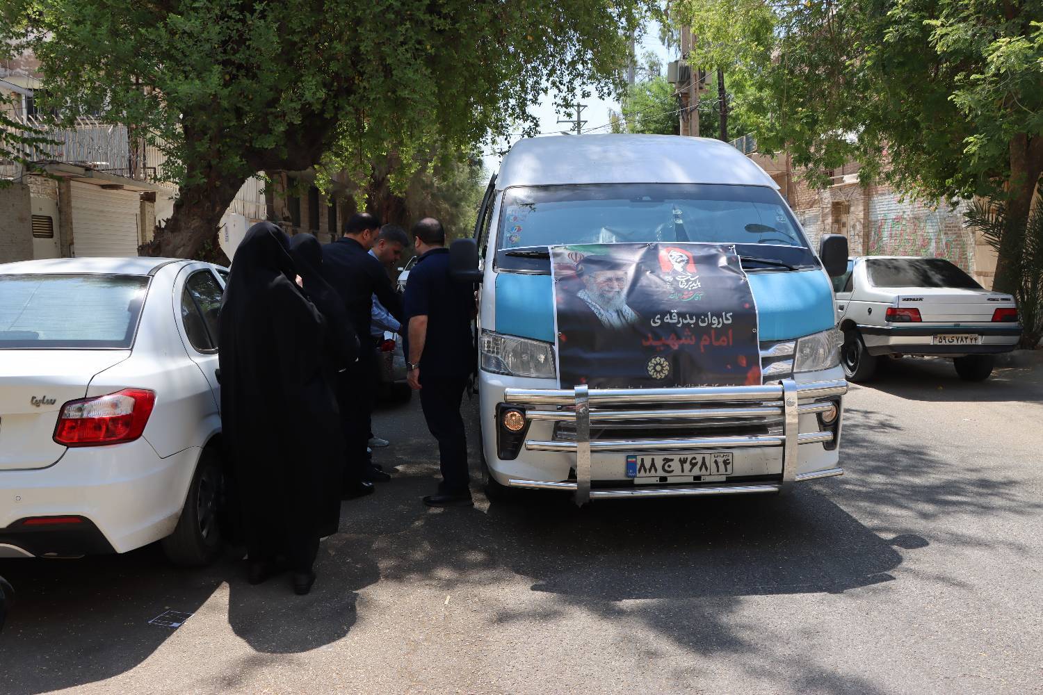 کاروان کتابداران خوزستان راهی آیین بدرقه رهبر شهید شد/ تجلی قدرشناسی جامعه فرهنگی در سوگِ خادم ملت