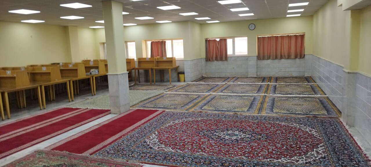 آمادهسازی کتابخانههای عمومی منتخب قم در مراسم بدرقه رهبر شهید