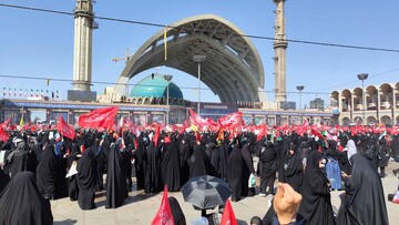 از نگین کویر تا تهران؛ حضور مدیرکل و کارکنان کتابخانه‌های عمومی یزد در مراسم وداع آقای شهید ایران