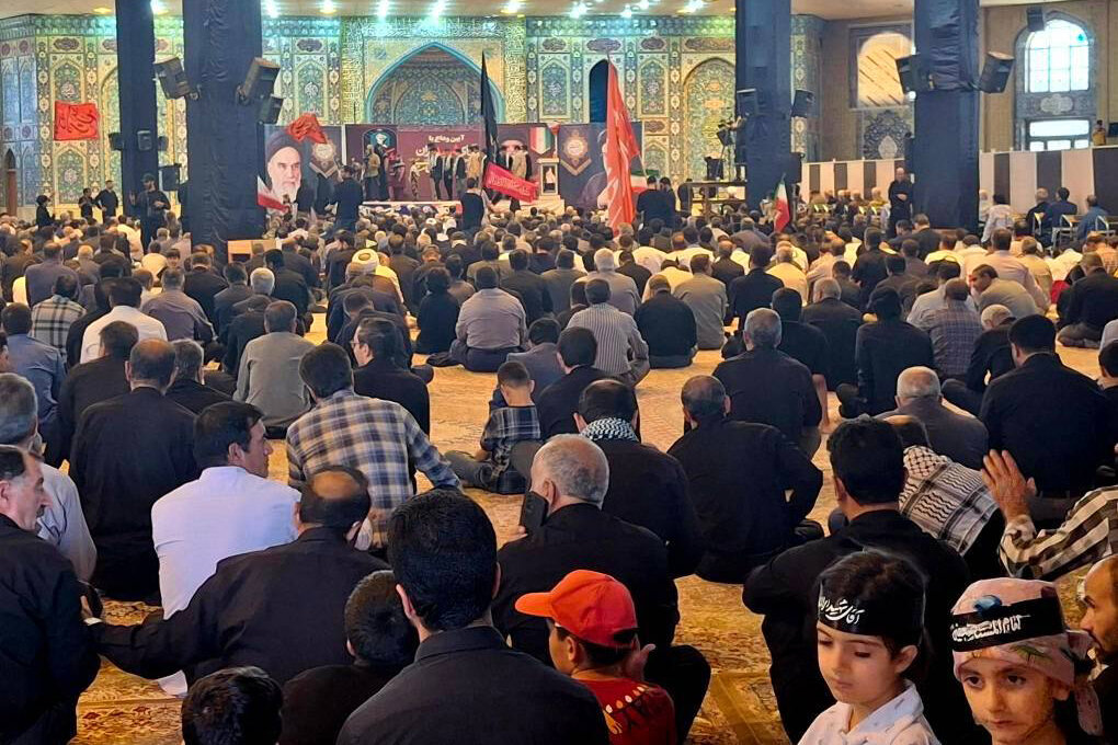 ویژه‌برنامه فرهنگی و هنری «بدرقه آقای شهید ایران؛ باید برخواست» برگزار شد