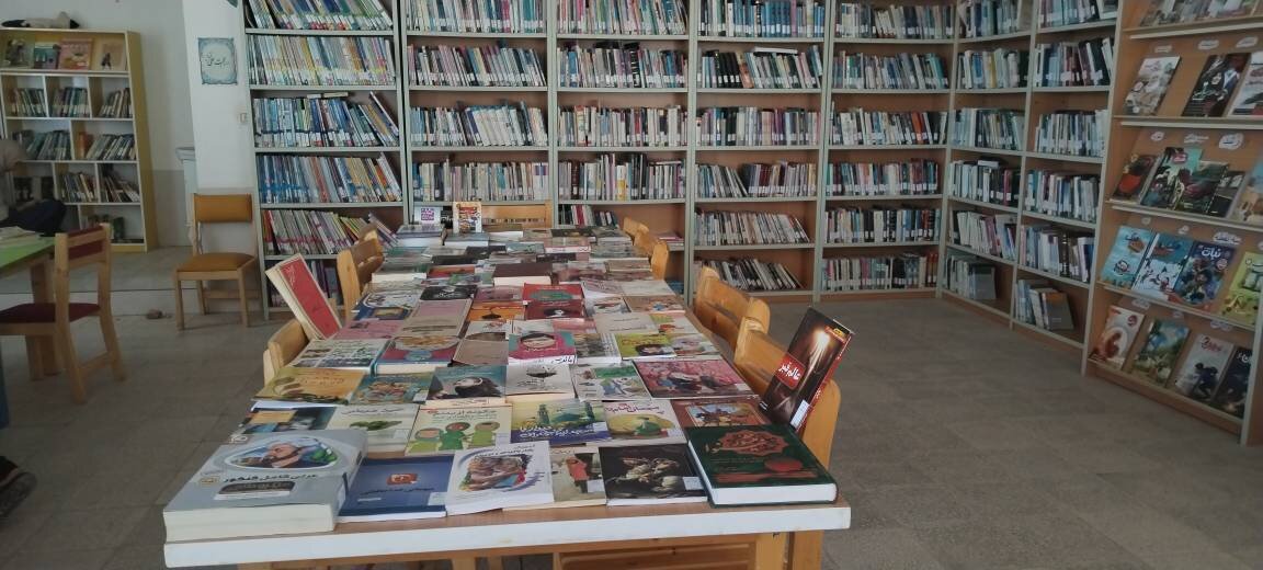 خیرین، معماران توسعه فرهنگی؛ تزریق ۶.۸ میلیارد ریال سرمایه به کتابخانههای عمومی اسفراین