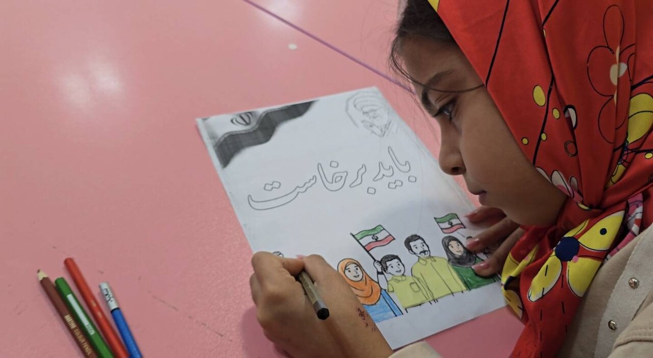 نقش ارادت؛ کودکان آشخانه راویان خردسال وفاداری به رهبر شهید