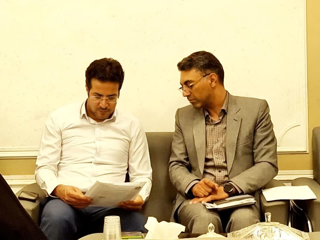 دیدار مدیرکل کتابخانه‌های عمومی استان اصفهان و فرماندار شهرستان برخوار