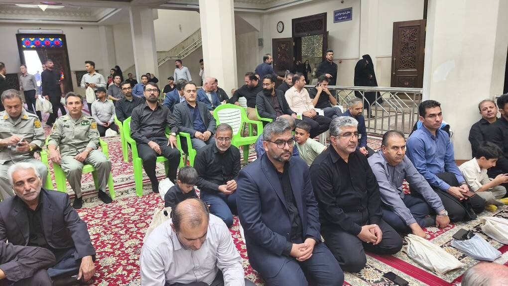 با دلی پُر از بغض؛