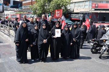 حضور مدیرکل و کتابداران آذربایجان‌غربی در آیین وداع و بدرقه «رهبر شهید ایران»