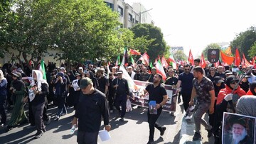 حضور کاروان کتابداران و کارکنان کتابخانه‌های عمومی آذربایجان شرقی در آیین وداع و تشییع رهبر شهید انقلاب