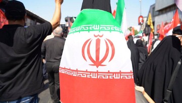 حضور کاروان کتابداران و کارکنان کتابخانه‌های عمومی آذربایجان شرقی در آیین وداع و تشییع رهبر شهید انقلاب