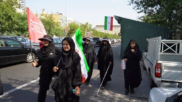 حضور کاروان کتابداران و کارکنان کتابخانه‌های عمومی آذربایجان شرقی در آیین وداع و تشییع رهبر شهید انقلاب