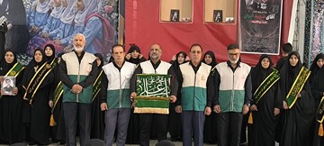 حضور باشکوه بانوان لرستان در آیین وداع با «رهبر شهید»؛ تجدید میثاق با آرمان‌های انقلاب اسلامی