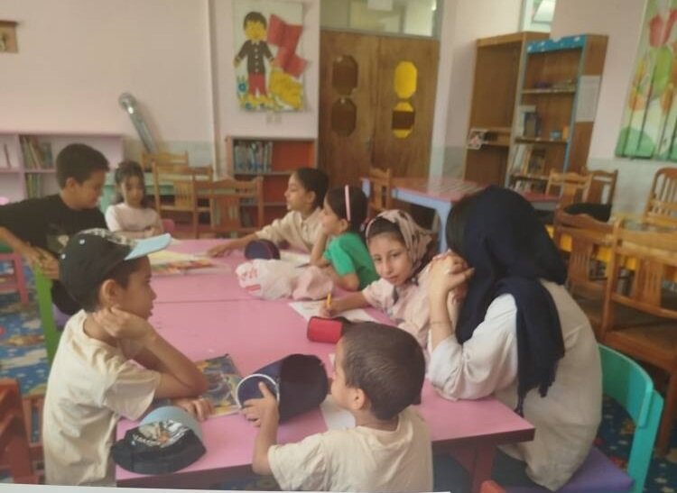 &nbsp;برپایی دوره‌های نقاشی و آموزش «سیاه قلم» در کتابخانه عمومی سوریان شهر بوانات