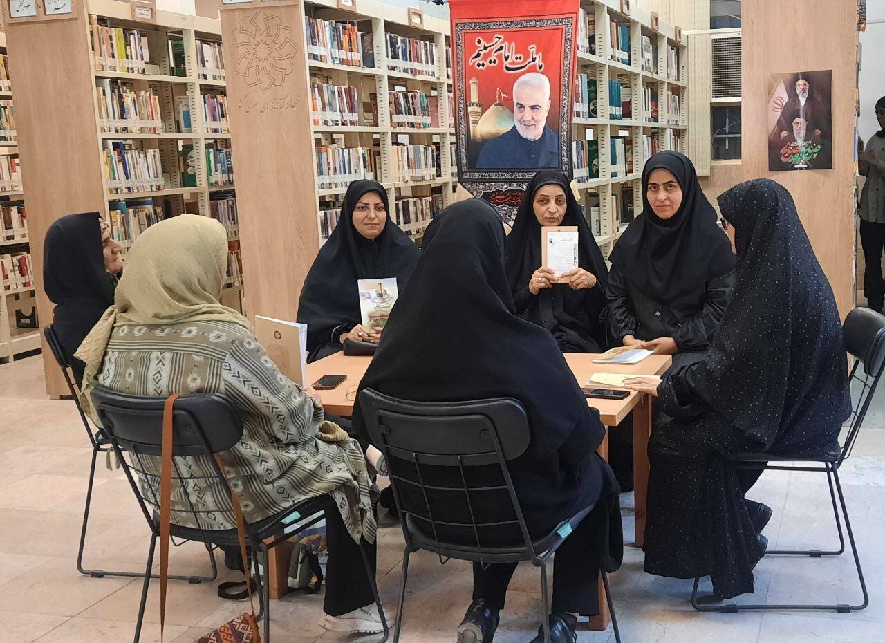 ابراز همدلی کتابداران با امت سوگوار با اجرای برنامه‌های فرهنگی در کتابخانه‌ها