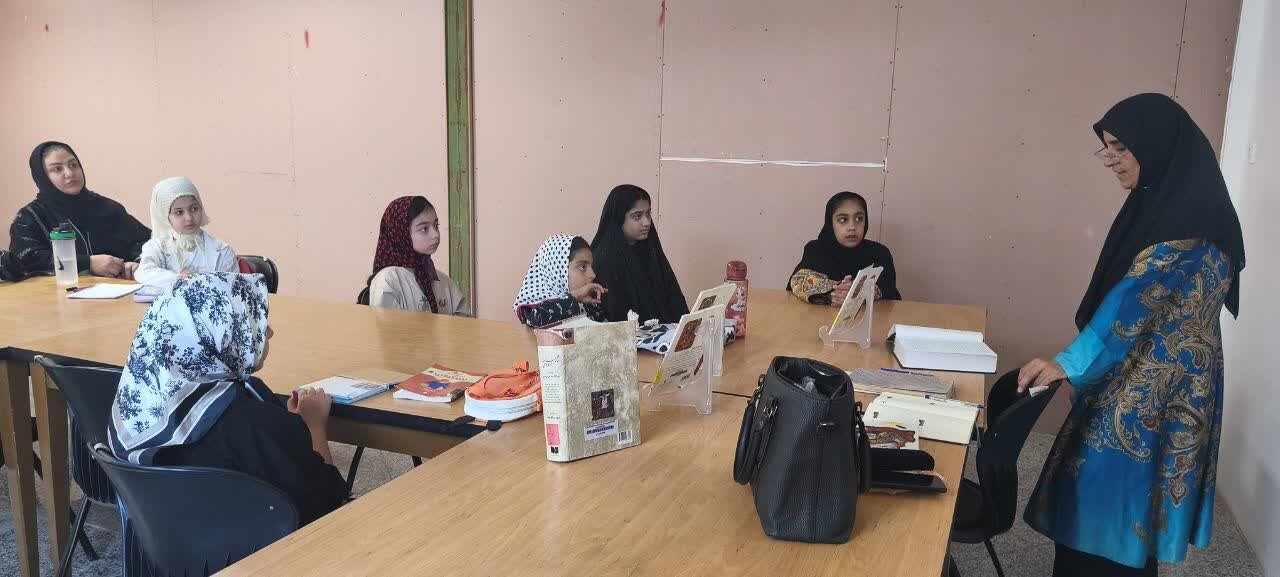برنامه‌های کتاب‌محور عاشورایی در کتابخانه‌های عمومی استان تهران