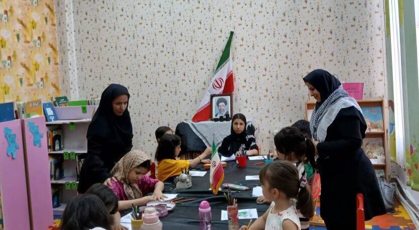 ابراز همدلی کتابداران با امت سوگوار با اجرای برنامه‌های فرهنگی در کتابخانه‌ها