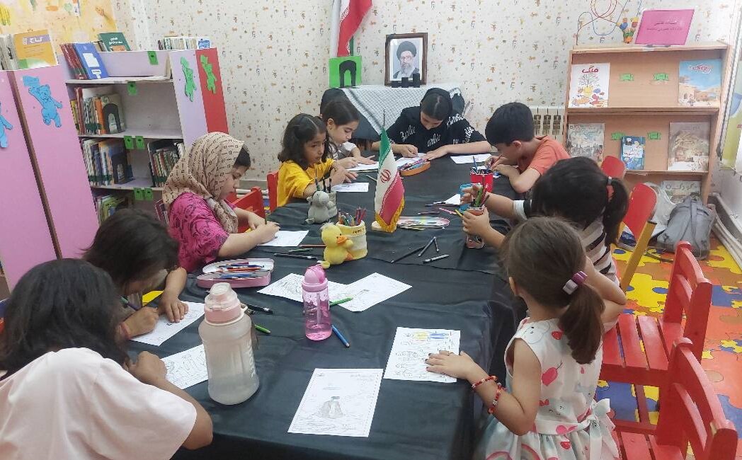 ابراز همدلی کتابداران با امت سوگوار با اجرای برنامههای فرهنگی در کتابخانهها