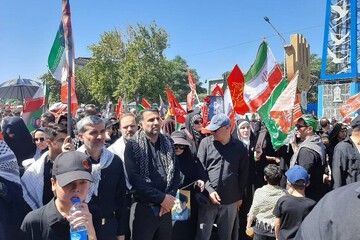 کتابداران خراسان رضوی در آیین وداع با «آقای شهید ایران» حضوری حماسی رقم زدند