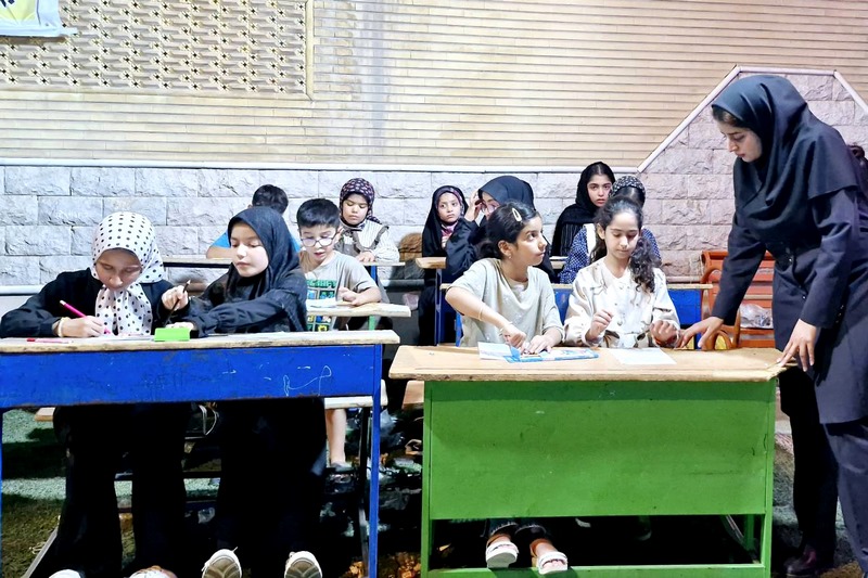 برپایی ایستگاه فرهنگی «باید برخاست» توسط کتابخانههای عمومی شهرستان دشتستان