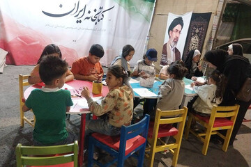 شب‌های فرهنگ و کتاب در غرفه کتابخانه ایران