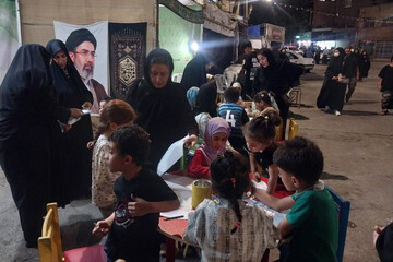 شب‌های فرهنگ و کتاب در غرفه کتابخانه ایران
