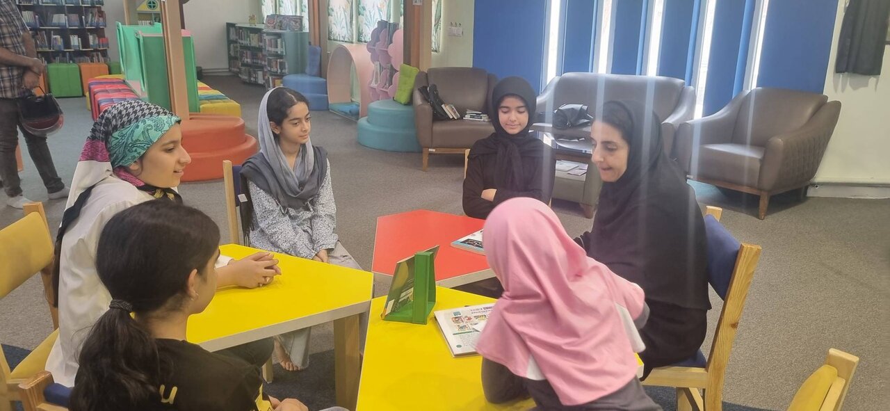 ویژه‌برنامه فرهنگی معرفی «کتاب‌های تقریظی رهبر شهید»