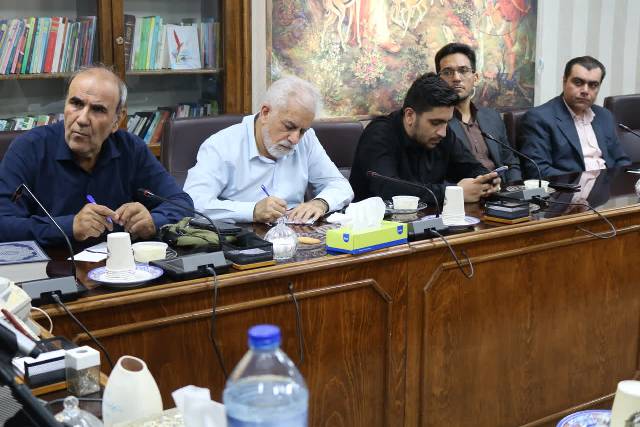 تقویت منابع کتابخانه‌های عمومی سمنان با اهدای هزار جلد کتاب