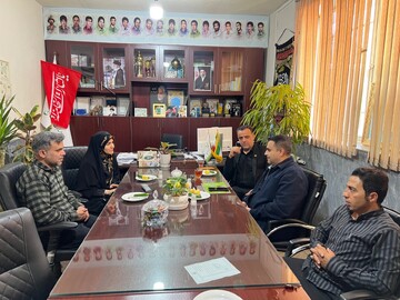 دیدار رئیس اداره کتابخانه های پاکدشت با دهیاران روستاهای فیلستان و کریم آباد