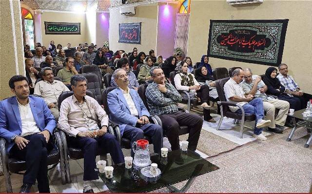 رونمایی از مجموعه داستان «درختهایی که خالکوبی داشتند» در کتابخانه مرکزی کرمان