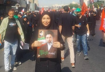 از حریم کتاب تا ساحت ارادت؛ حضور مدیرکل و کارکنان کتابخانه‌های عمومی استان در مراسم بزرگداشت قائد شهید