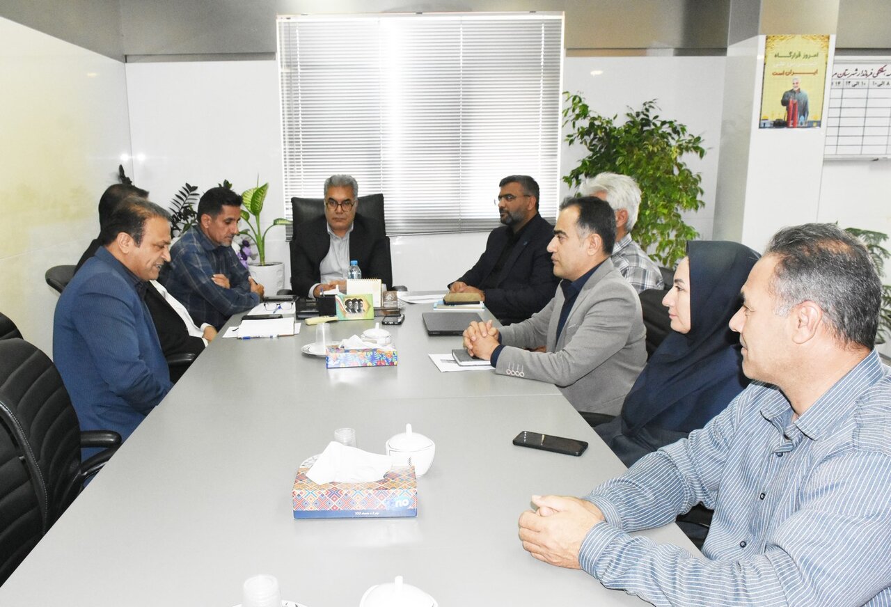 بررسی راهکارهایی برای رفع محرومیت در شهرهای فاقد کتابخانه مرودشت