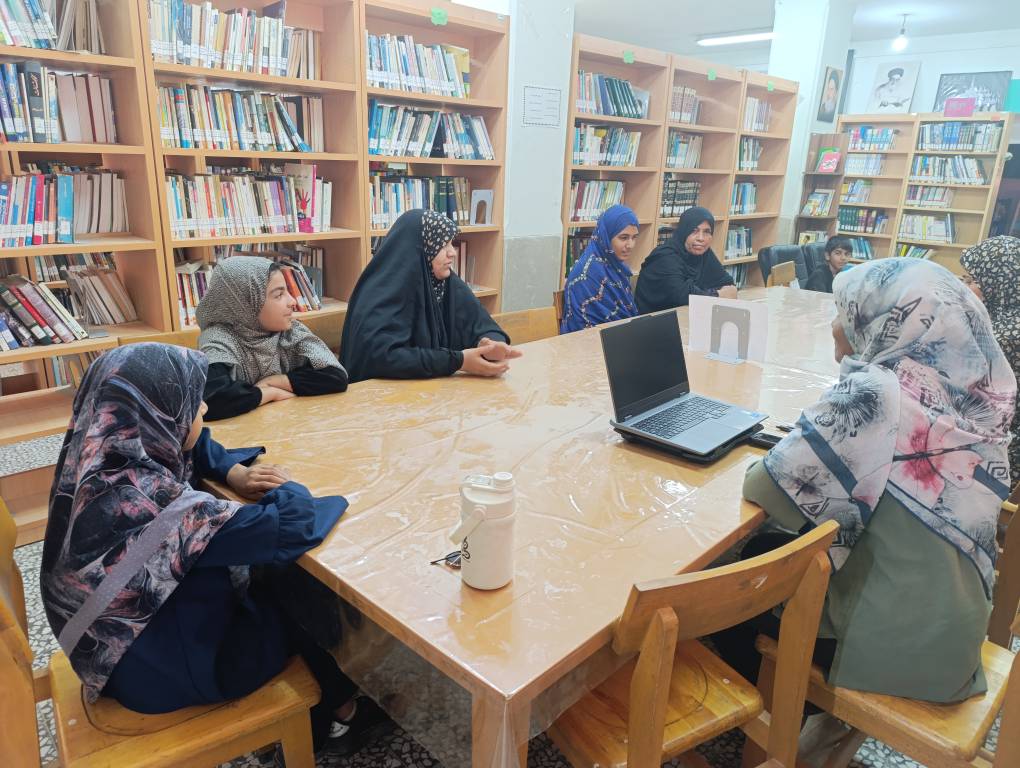 از تبیین نقش مادر تا نمایشگاه کتاب و عکس در کتابخانههای عمومی هرمزگان