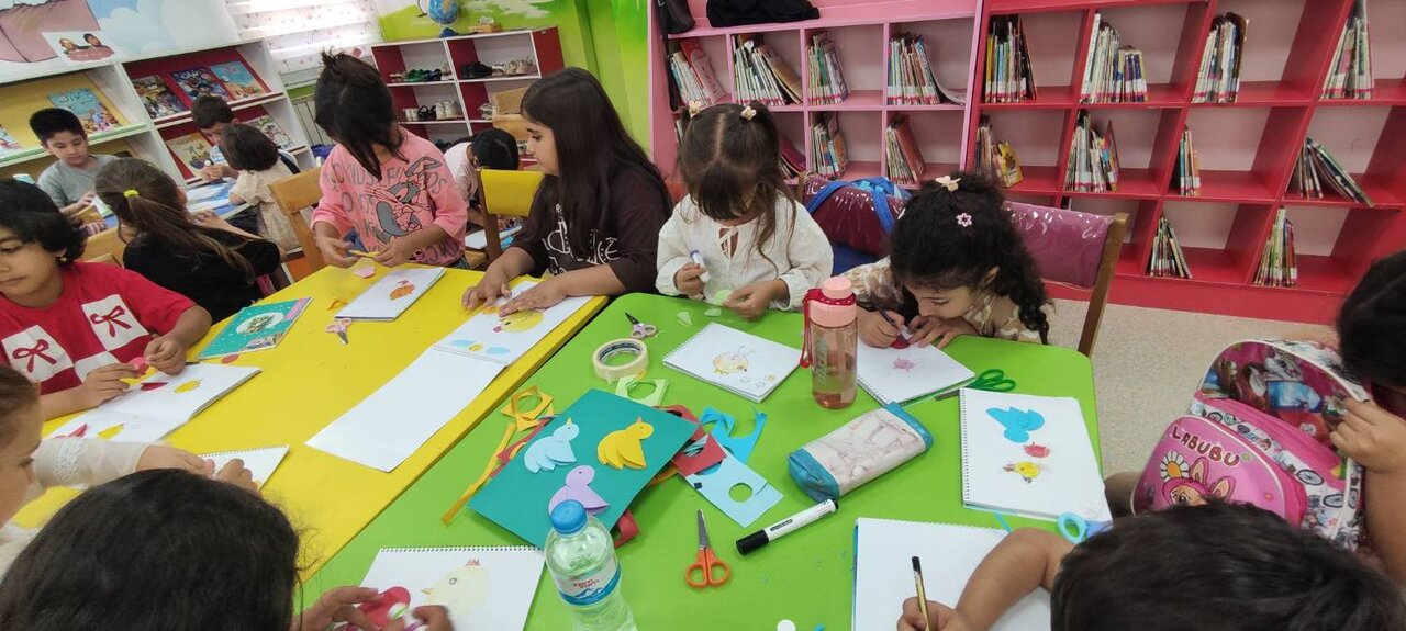 برنامههای فرهنگی و آموزشی طرح «کتابستانه» در کتابخانه عمومی آیتالله نجمآبادی
