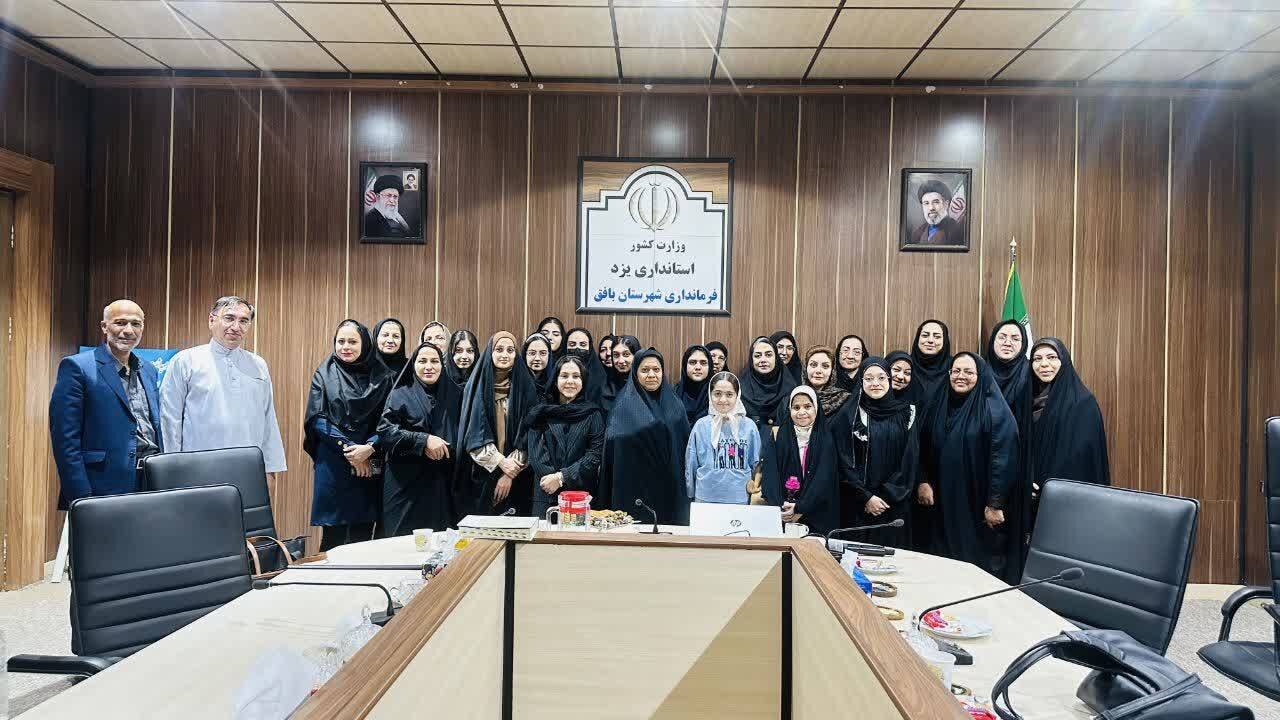 کارگاه «مادرم قصه‌گوست» در شهرستان بافق برگزار شد