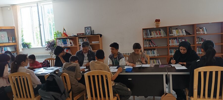 تابستانی پرنشاط برای کودکان و نوجوانان در کتابخانه عمومی حبیب الله امامی نمین