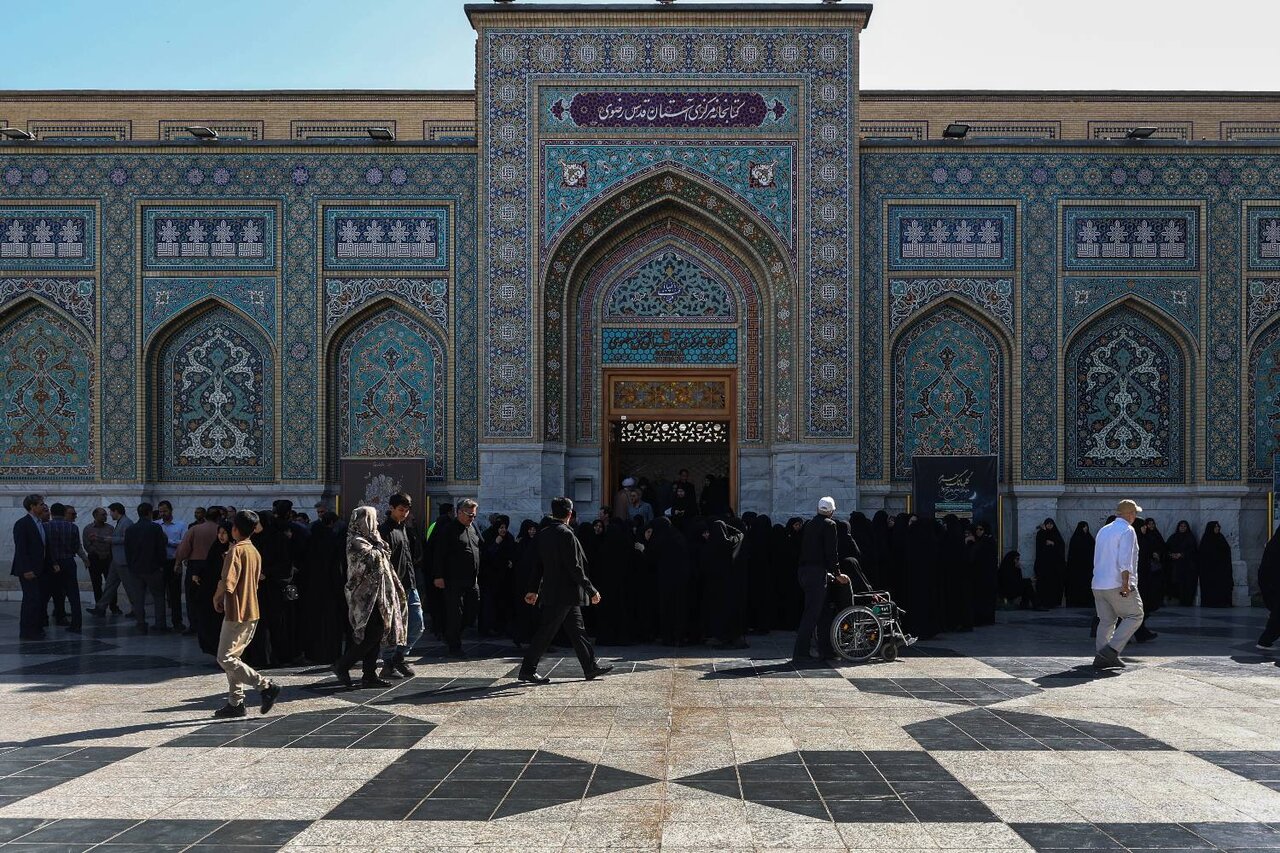 آیین میعاد کتابداران خراسان رضوی با رهبر شهید ایران