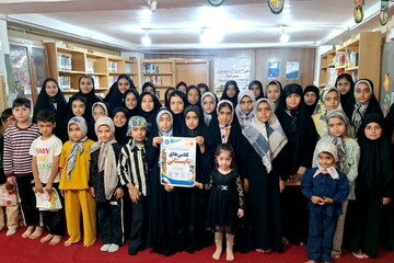 کلاس آموزش قرآن ویژه کودکان در کتابخانه سید احمد خمینی صفی‌آباد