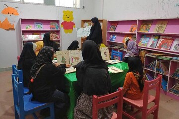 نشست کتاب‌خوان و آیین «تکیه کتاب» در کتابخانه امیرالمؤمنین(ع) کلاله