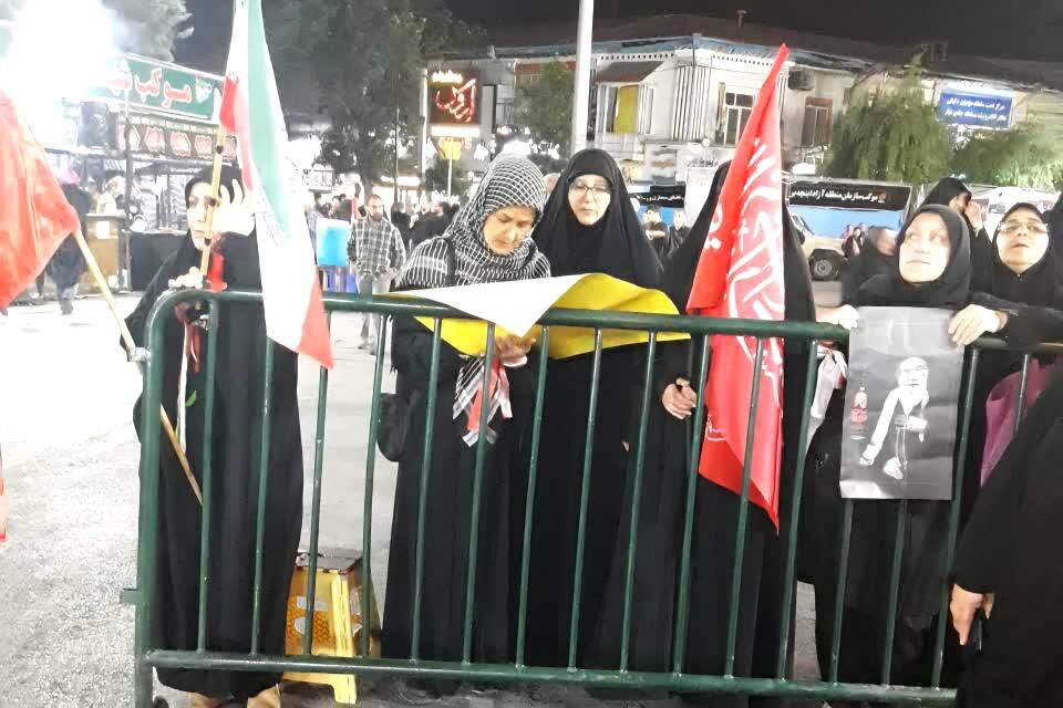 دلنوشته‌های مردمی برای «رهبر شهید» در تجمعات شبانه گرگان به یادگار ماند