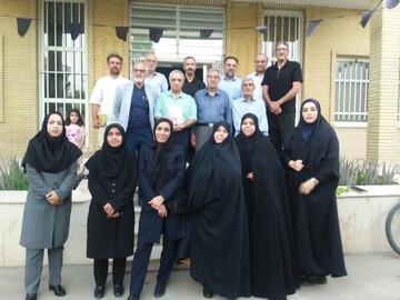 نشست قرار کتاب خوانی در کتابخانه پانزده خرداد شهرستان پیشوا