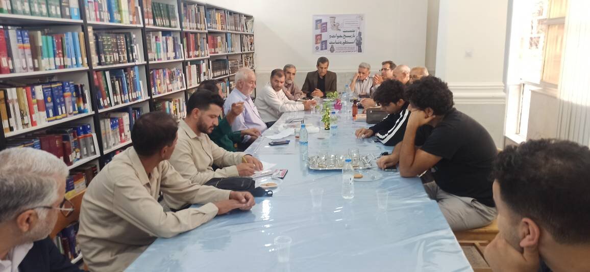 برگزاری نشست تخصصی «تاریخ‌خوانی و اسطوره‌شناسی» در کتابخانه عمومی غدیر خرم‌آباد