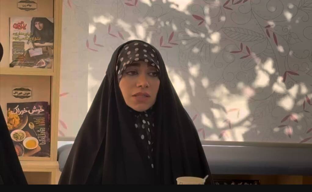عصر شعر «فی امان الله یا امین الله» در کتابخانه عمومی باباطاهر برگزار شد