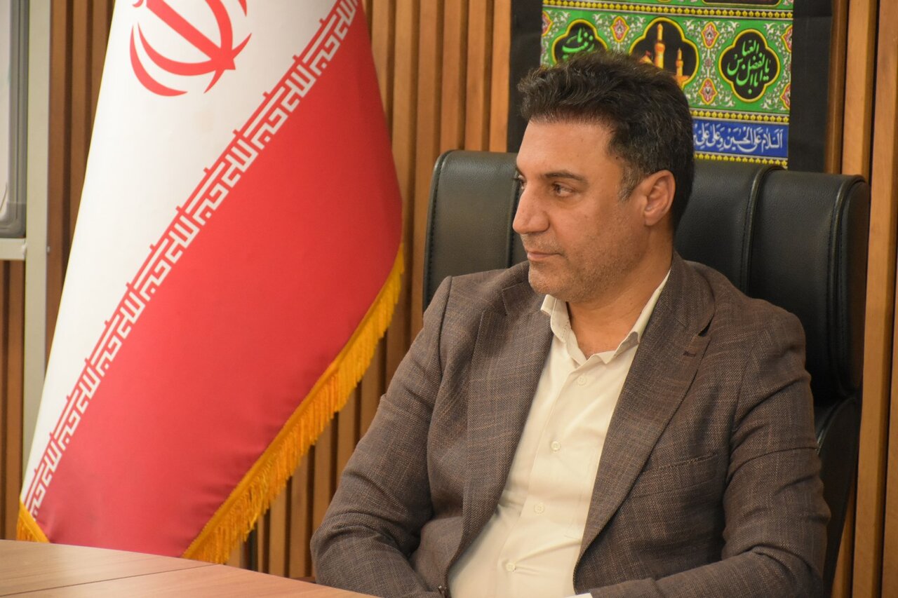 فرماندار مهر از حمایت همهجانبه برای تقویت زیرساختهای کتابخانههای عمومی خبر داد