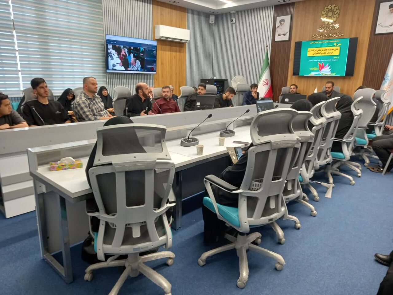 برگزاری سلسله نشستهای تخصصی «تحول» با محوریت گسترش فرهنگ کتاب و کتابخوانی