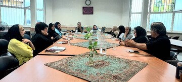 دومین نشست باشگاه کتابخوانی در  کتابخانه علامه قطب الدین رازی ورامین
