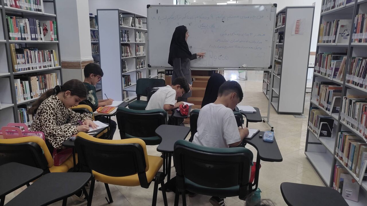تابستانی پویا در کتابخانههای طارم؛ از آموزش مهارت تا ترویج فرهنگ مطالعه